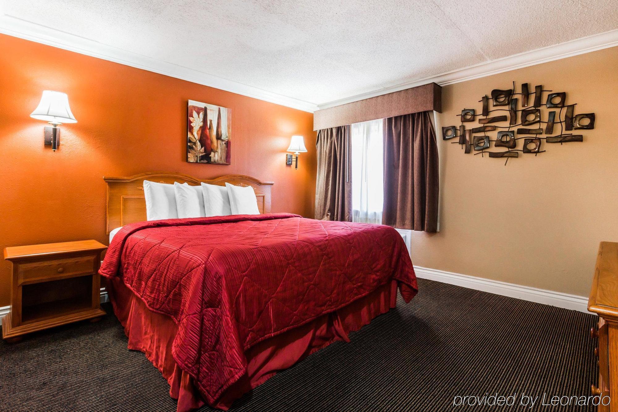 Quality Inn & Suites Atlanta Airport South College Park Exterior photo