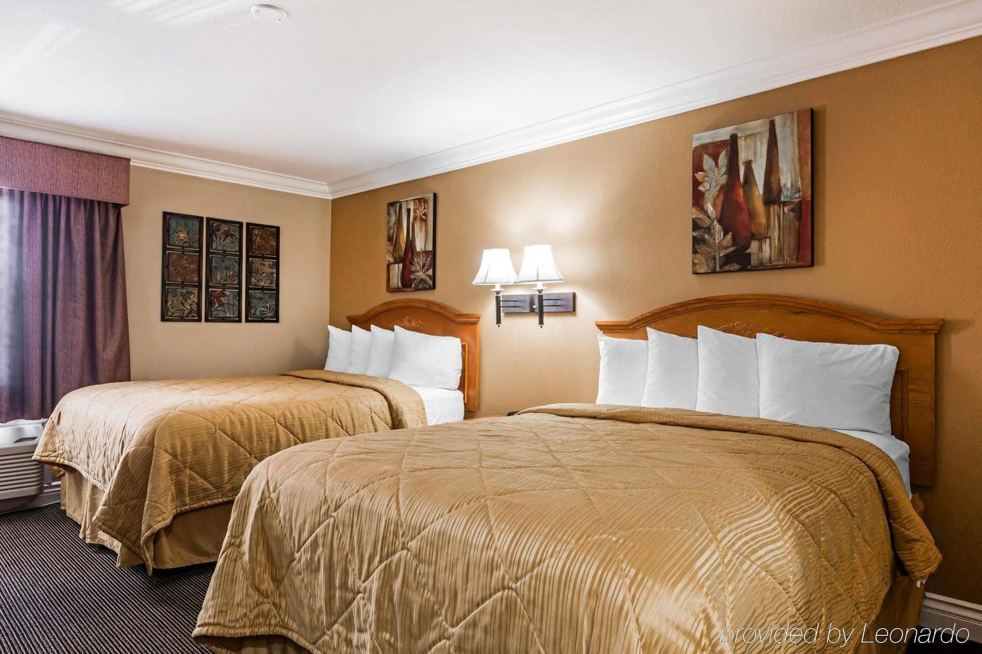 Quality Inn & Suites Atlanta Airport South College Park Exterior photo